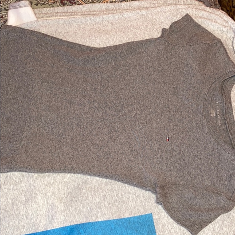 Tommy Hilfiger T shirt